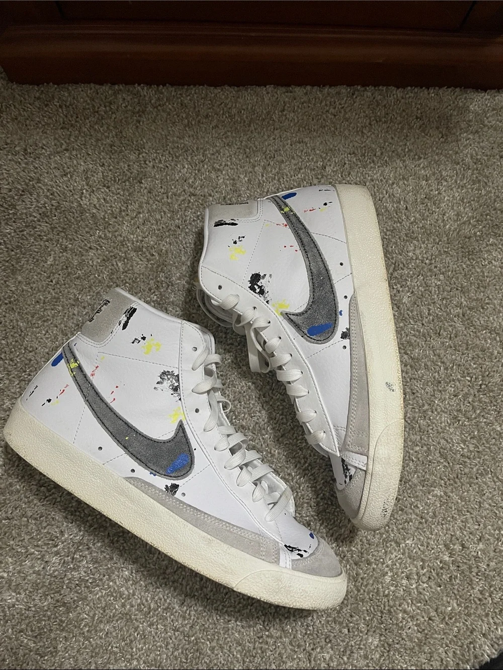 Nike Men’s White High-Top Sneakers with Paint-Splatter Detail